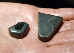 Metallbitar